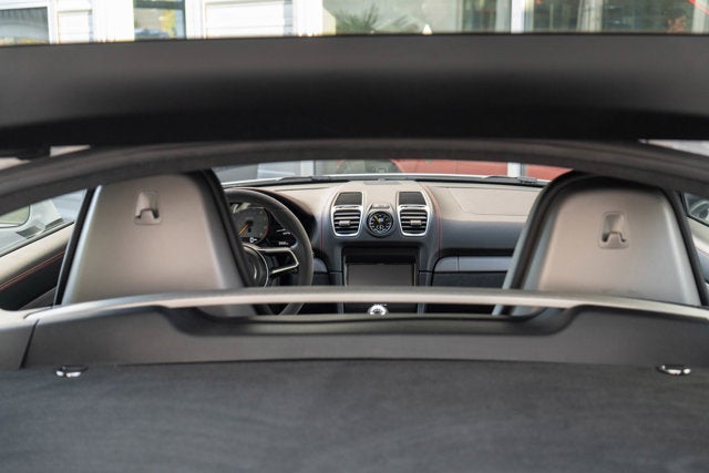 2016 Porsche Cayman GT4