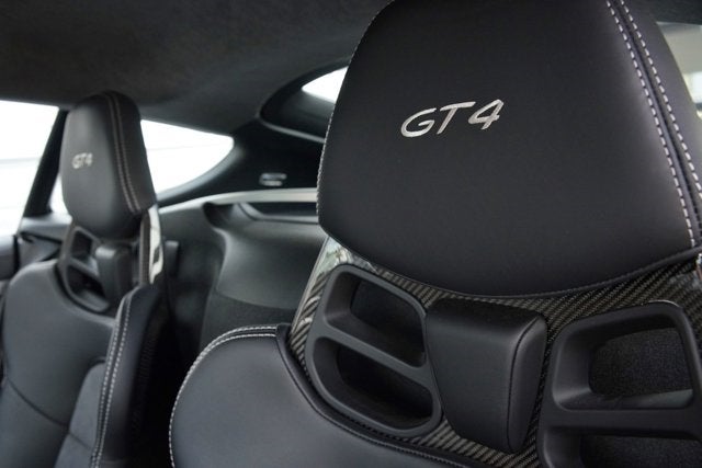 2016 Porsche Cayman GT4