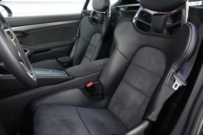 2016 Porsche Cayman GT4