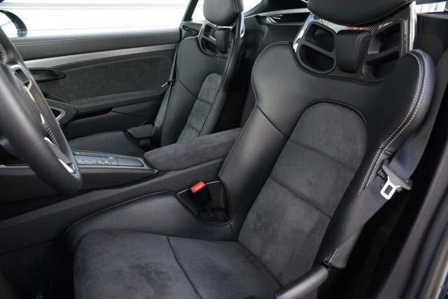 2016 Porsche Cayman GT4