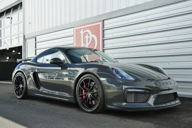 2016 Porsche Cayman GT4