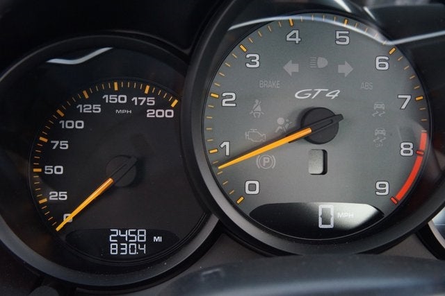 2016 Porsche Cayman GT4