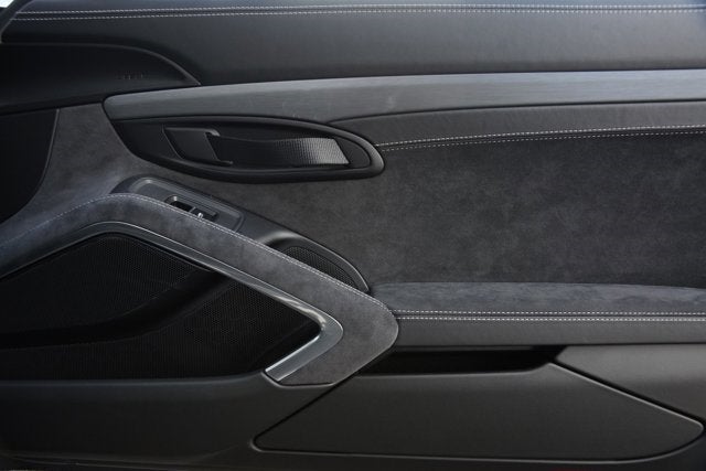 2016 Porsche Cayman GT4