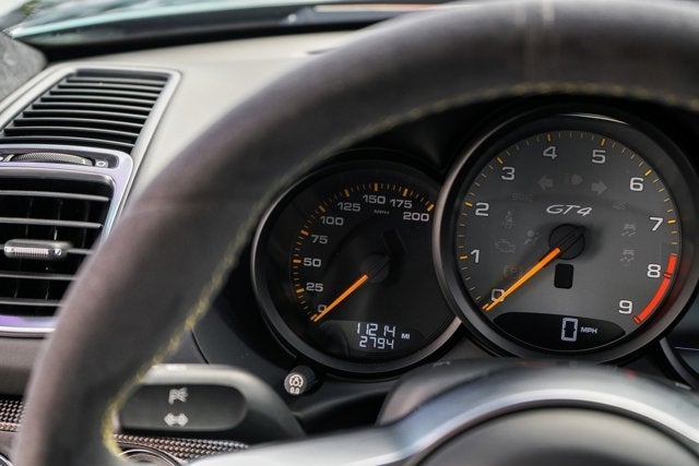 2016 Porsche Cayman GT4