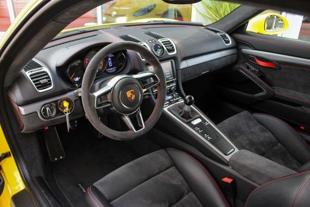 2016 Porsche Cayman GT4