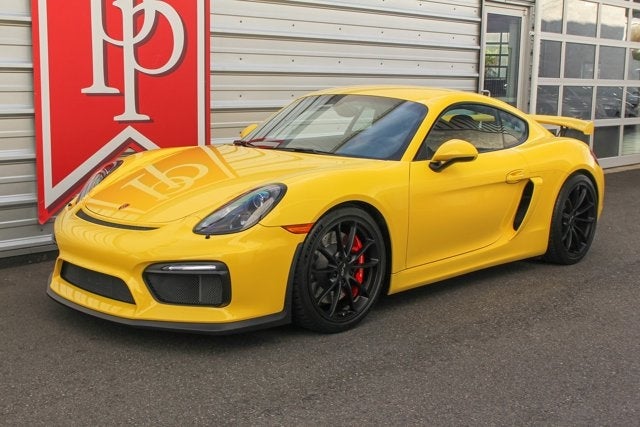 2016 Porsche Cayman GT4