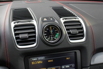 2016 Porsche Cayman GT4