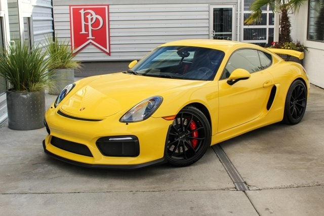 2016 Porsche Cayman GT4