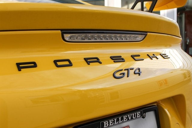 2016 Porsche Cayman GT4