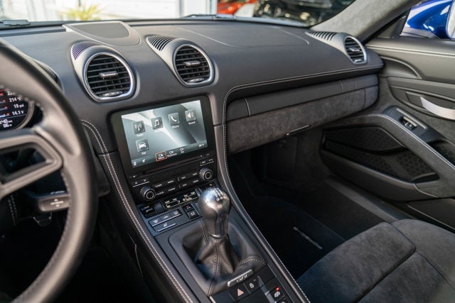 2020 Porsche 718 Cayman GT4