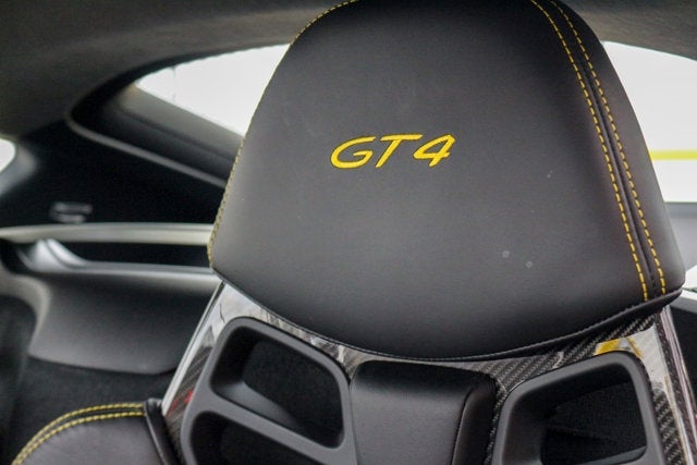 2016 Porsche Cayman GT4