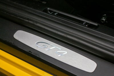 2016 Porsche Cayman GT4