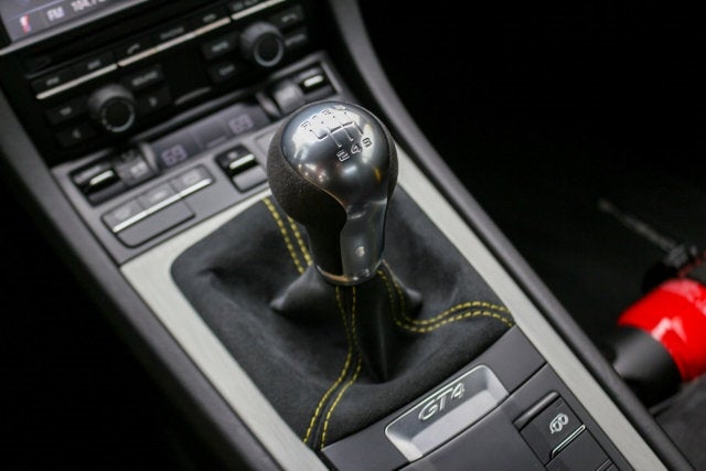 2016 Porsche Cayman GT4
