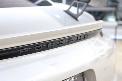 2020 Porsche 718 Cayman GT4