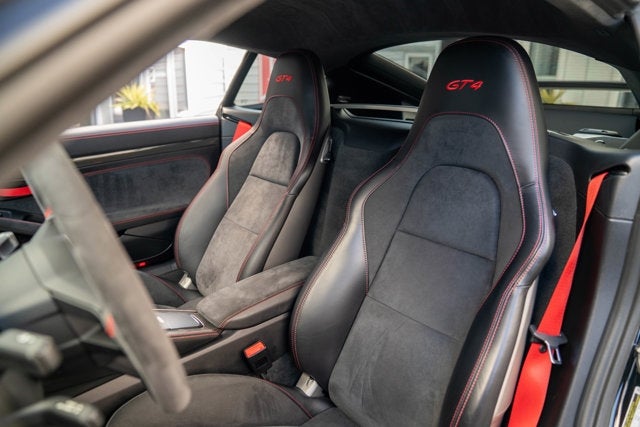 2021 Porsche 718 Cayman GT4