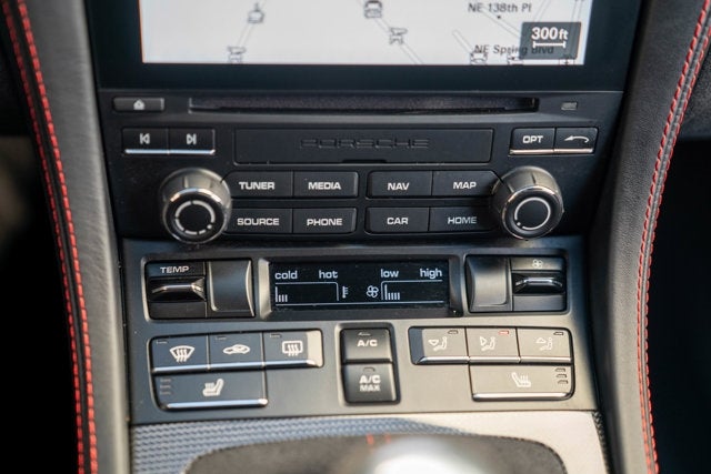 2021 Porsche 718 Cayman GT4