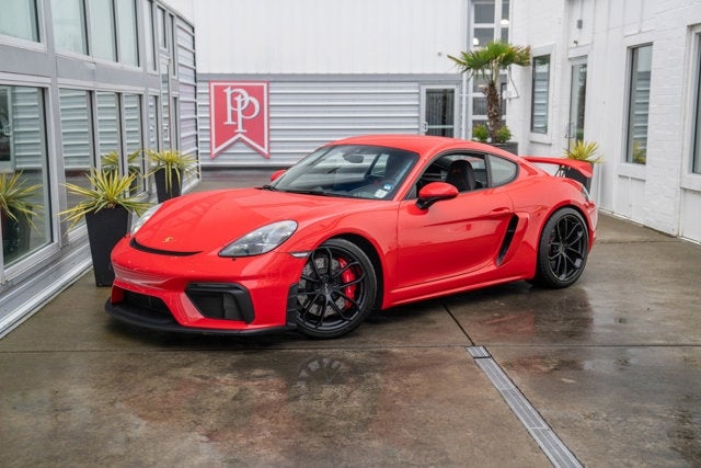 2022 Porsche 718 Cayman GT4