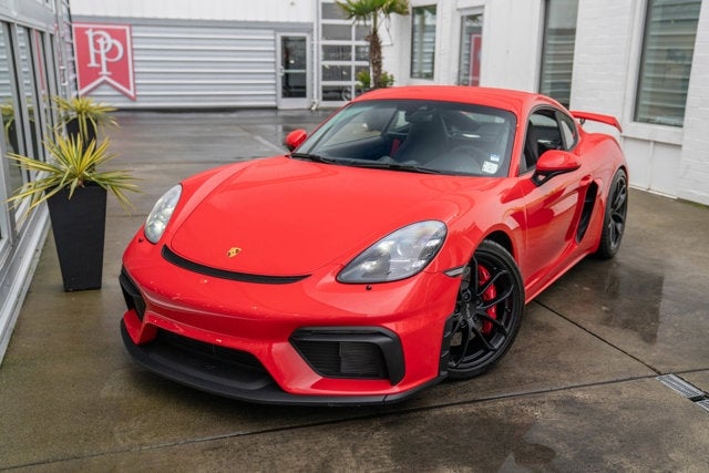 2022 Porsche 718 Cayman GT4