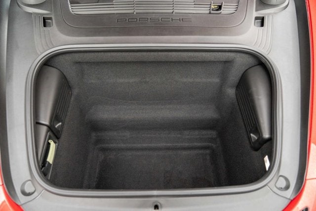 2022 Porsche 718 Cayman GT4