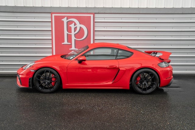 2022 Porsche 718 Cayman GT4