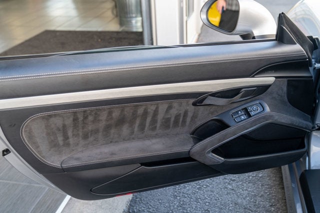 2016 Porsche Cayman GT4