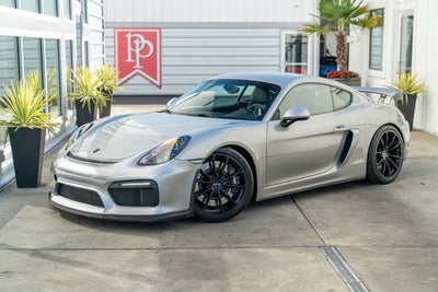 2016 Porsche Cayman GT4
