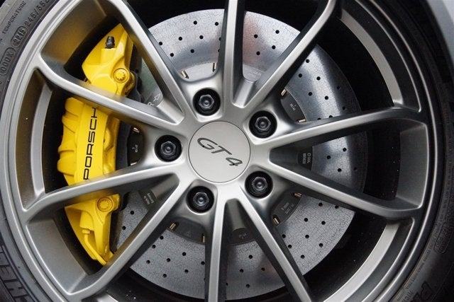 2016 Porsche Cayman GT4