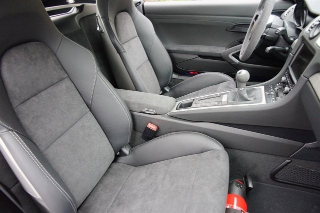 2016 Porsche Cayman GT4