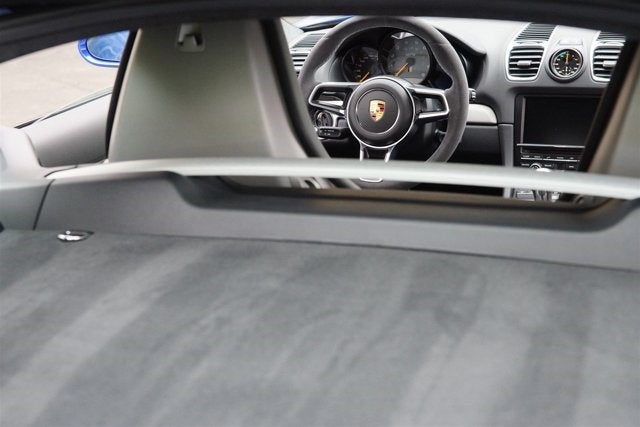2016 Porsche Cayman GT4