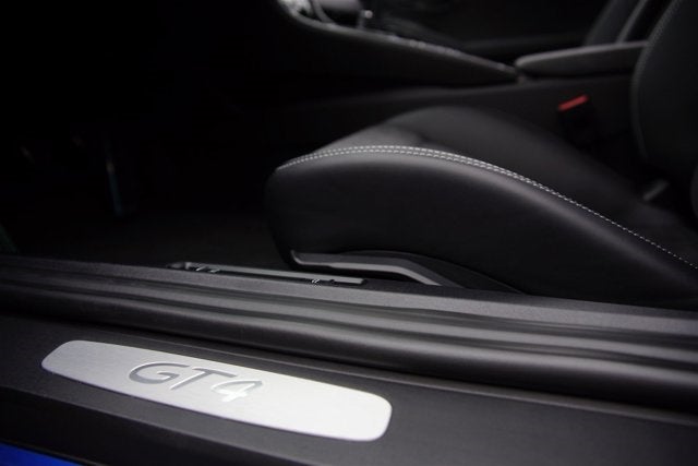 2016 Porsche Cayman GT4