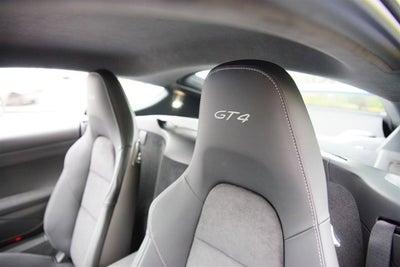 2016 Porsche Cayman GT4