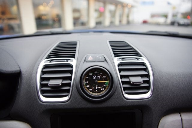 2016 Porsche Cayman GT4