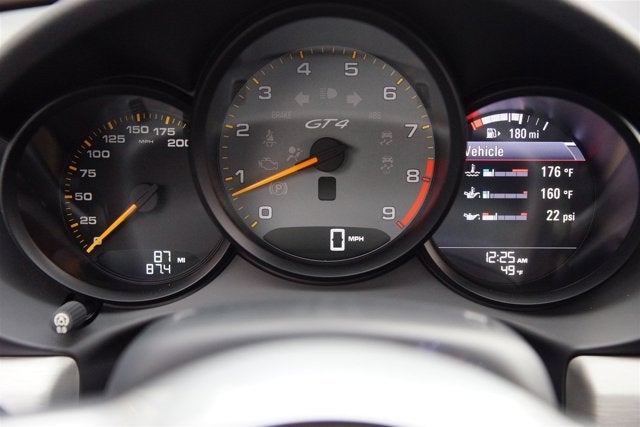 2016 Porsche Cayman GT4