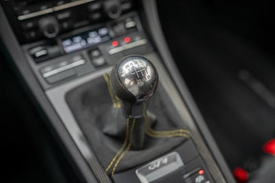 2016 Porsche Cayman GT4