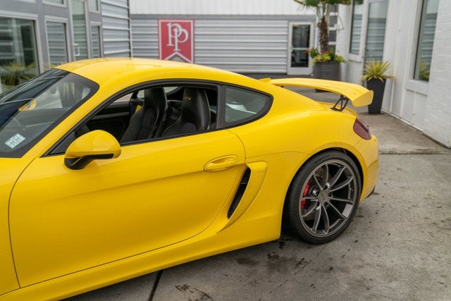 2016 Porsche Cayman GT4