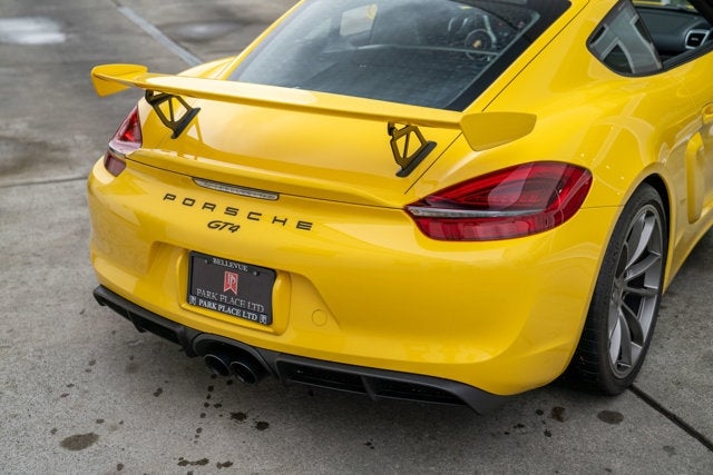 2016 Porsche Cayman GT4