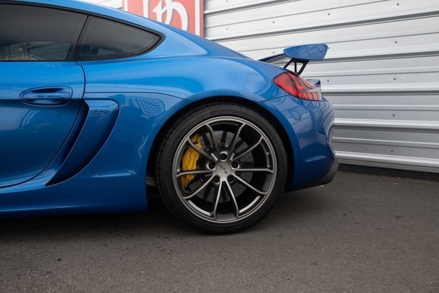 2016 Porsche Cayman GT4