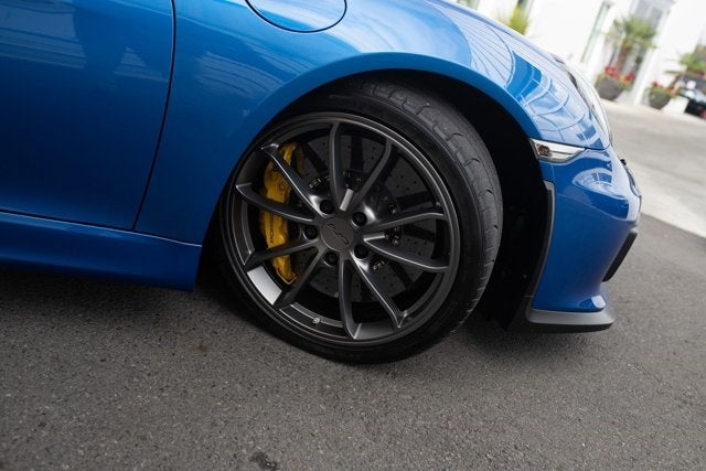 2016 Porsche Cayman GT4