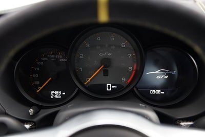 2016 Porsche Cayman GT4