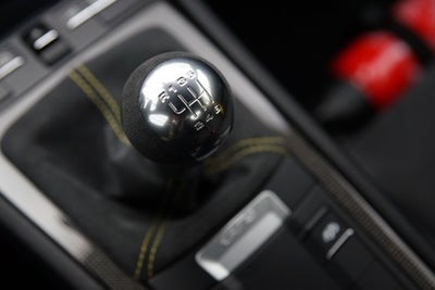2016 Porsche Cayman GT4