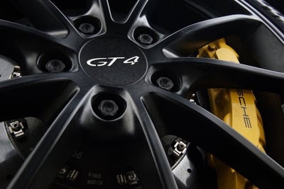 2016 Porsche Cayman GT4