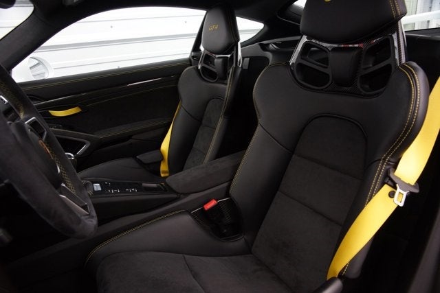 2016 Porsche Cayman GT4