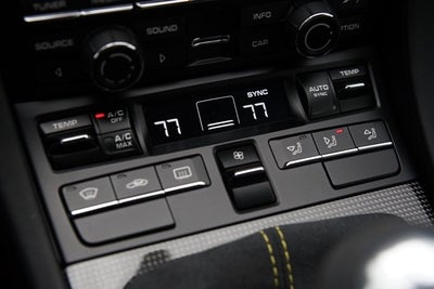 2016 Porsche Cayman GT4