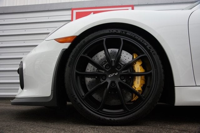 2016 Porsche Cayman GT4