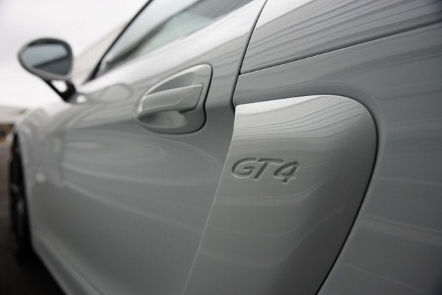 2016 Porsche Cayman GT4