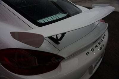 2016 Porsche Cayman GT4