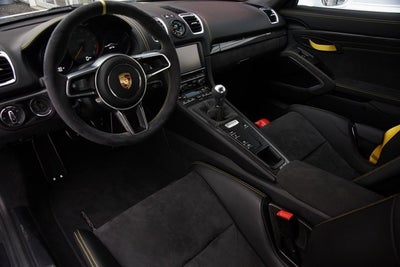 2016 Porsche Cayman GT4