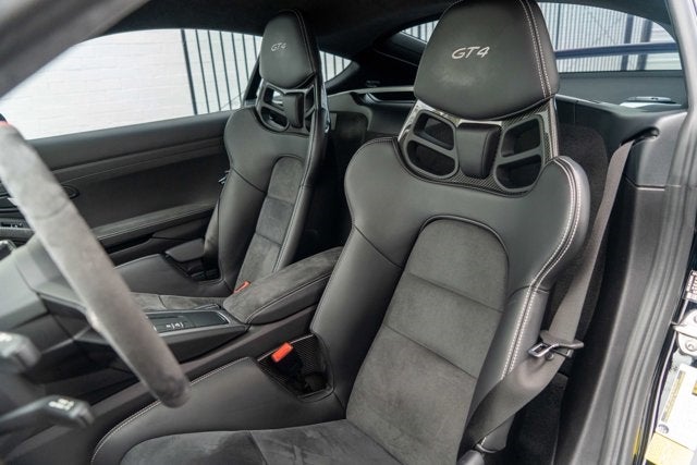 2021 Porsche 718 Cayman GT4
