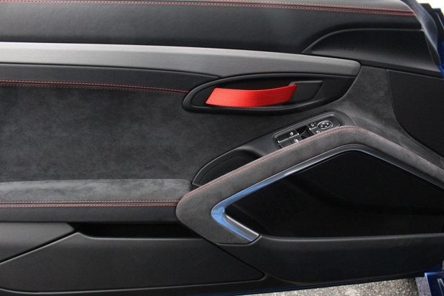 2016 Porsche Cayman GT4