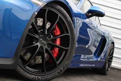 2016 Porsche Cayman GT4